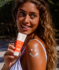 Crème solaire visage Sun-ell SPF 50 sans film blanc — texture invisible, made in Switzerland